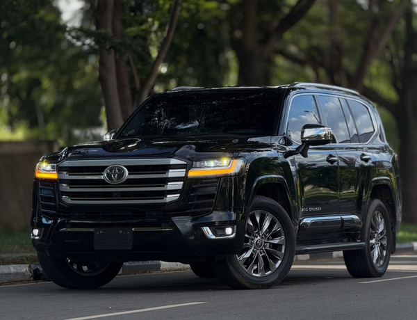 Foreign Used Toyota Land Cruiser VXR 2024 In Abuja