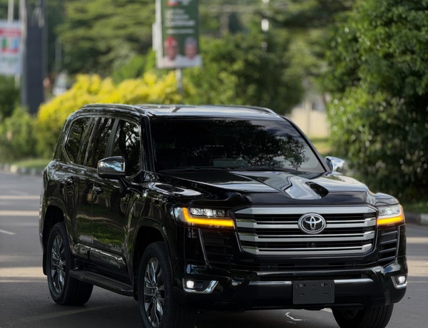 Foreign Used Toyota Land Cruiser VXR 2024 In Abuja