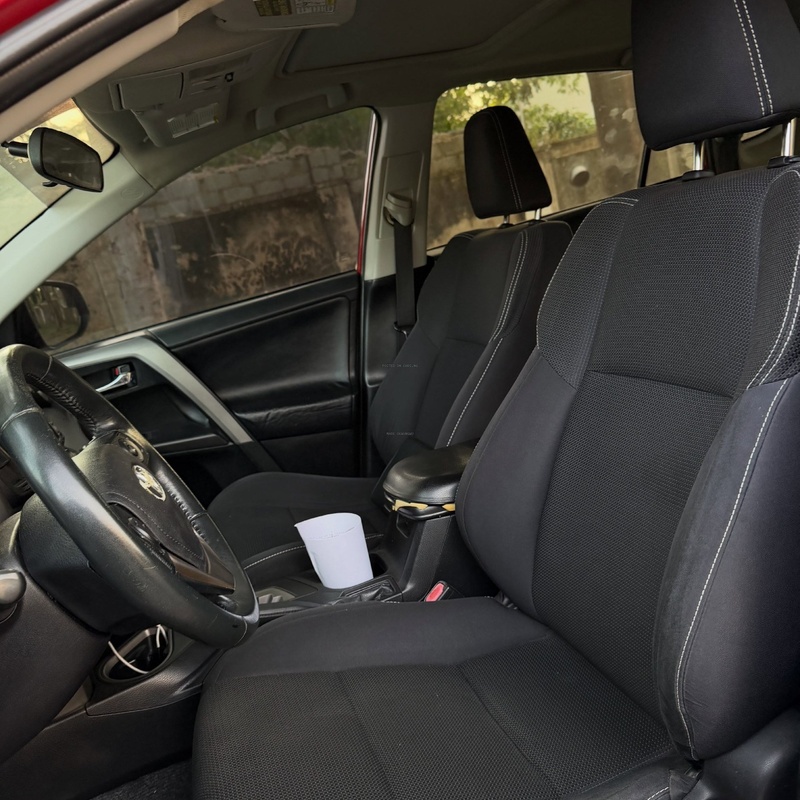 Nigerian Used Toyota RAV4 XLE 2016 in Abuja image