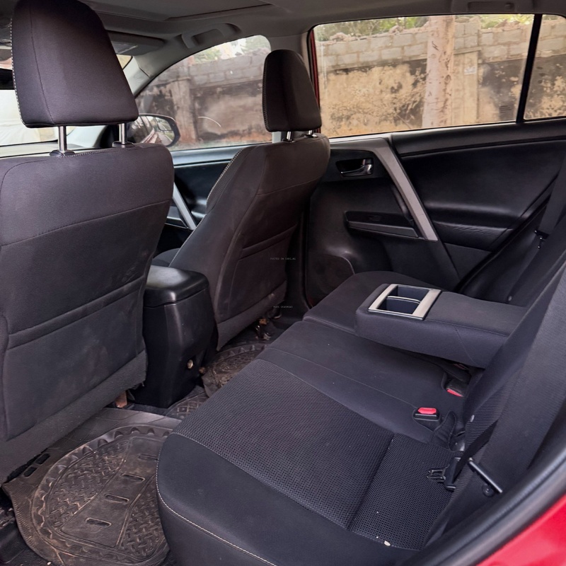 Nigerian Used Toyota RAV4 XLE 2016 in Abuja image