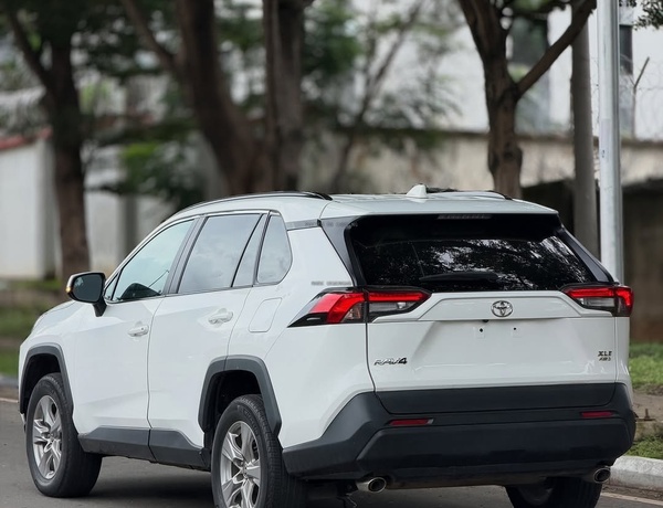 TOYOTA RAV4 XLE 2024 FOR SALE