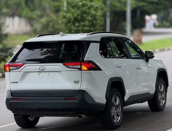 TOYOTA RAV4 XLE 2024 FOR SALE