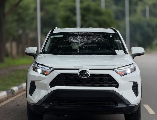 TOYOTA RAV4 XLE 2024 FOR SALE