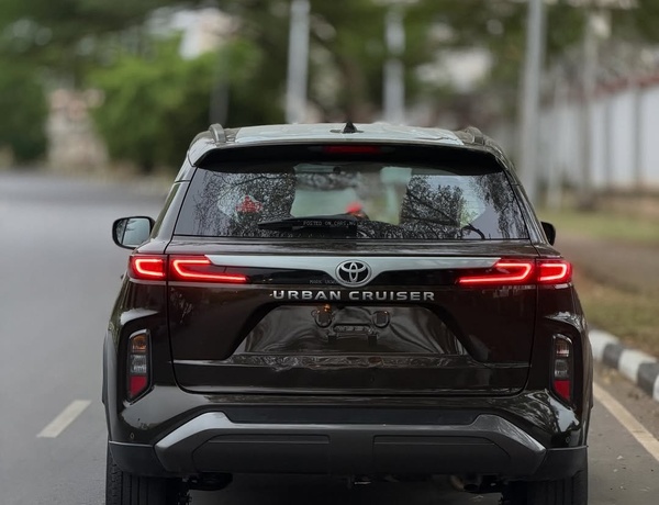 🚨 Toyota Urban Cruiser 2025 FOREIGN USED – Budget-Friendly SUV