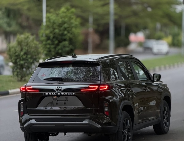 🚨 Toyota Urban Cruiser 2025 FOREIGN USED – Budget-Friendly SUV