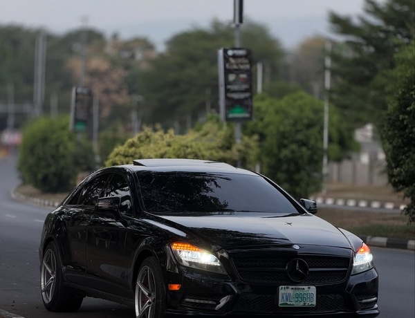 Foreign Used Mercedes Benz CLS550 2014 model for Sale In Abuja