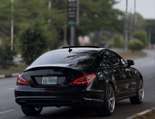 Foreign Used Mercedes Benz CLS550 2014 model for Sale In Abuja