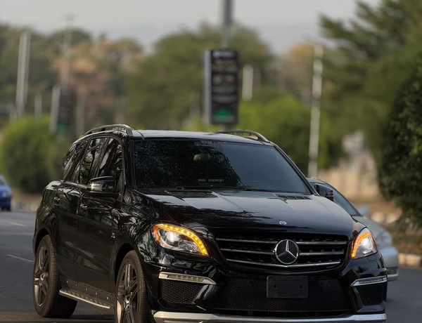 Extremely Super Clean Mercedes Benz ML63 AMG 2013 For Sale In Abuja