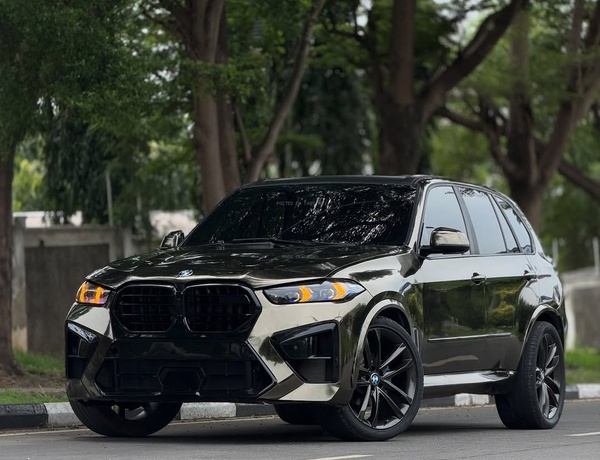 Foreign Used Unregistered BMW X5 2011 Luxury Interior, Smooth Drive