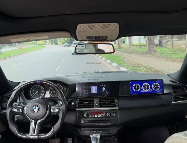 Foreign Used Unregistered BMW X5 2011 Luxury Interior, Smooth Drive