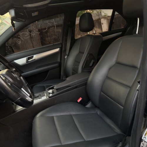 Foreign Used 2013 Mercedes Benz C300 for Sale In Abuja 