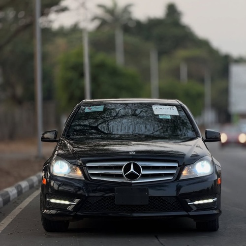 Foreign Used 2013 Mercedes Benz C300 for Sale In Abuja 
