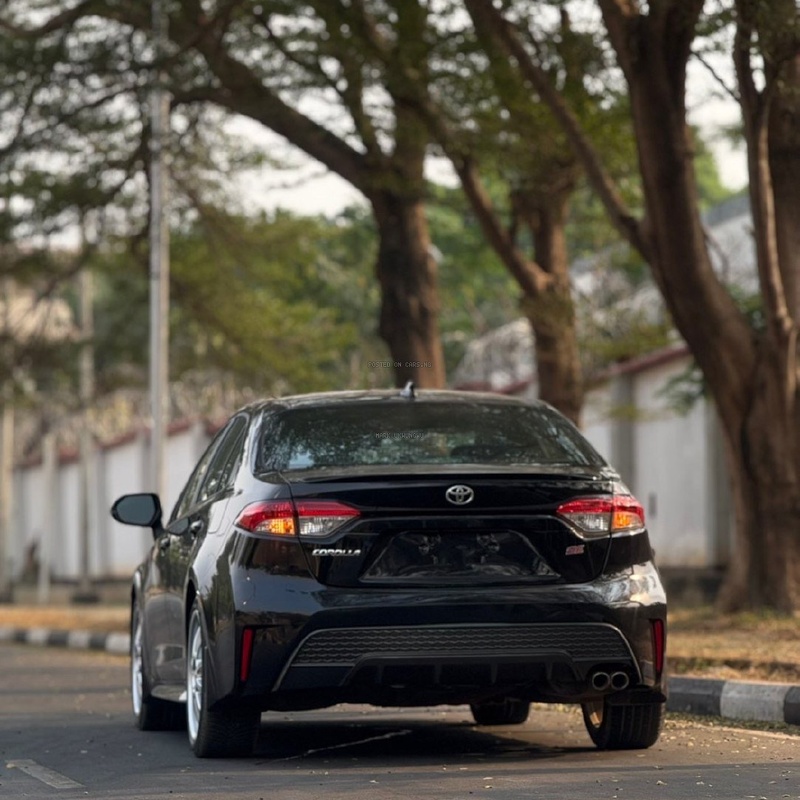 Foreign Used 2021 Toyota Corolla SE for Sale In Abuja image
