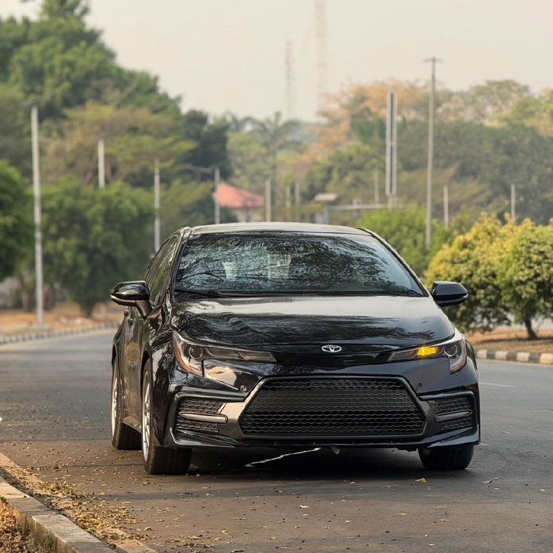 Foreign Used 2021 Toyota Corolla SE for Sale In Abuja image
