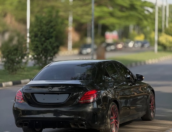 Urgent Sale: Mercedes-Benz C43  AMG in Abuja– Clean & Ready to Drive
