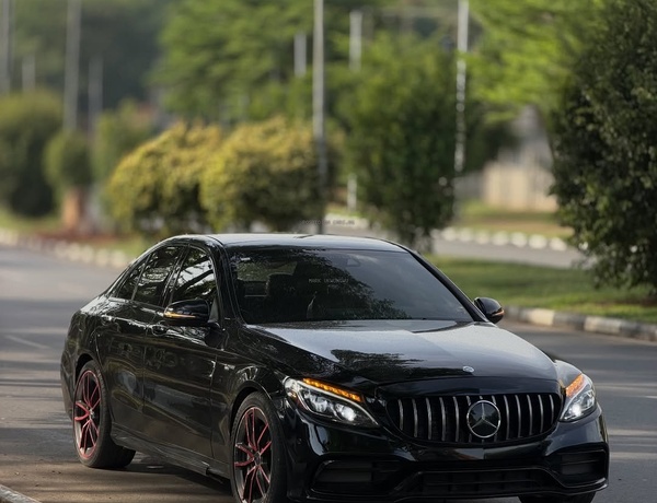 Urgent Sale: Mercedes-Benz C43  AMG in Abuja– Clean & Ready to Drive