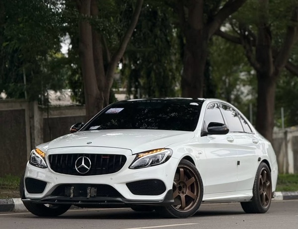 Urgent Sale:  Mercedes-Benz C450 AMG (2016)– Clean & Ready to Drive