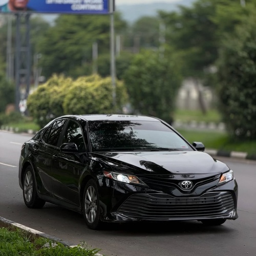 Urgent Sale: Toyota Camry LE (2018)  Foreign Used – Clean & Well Maintained