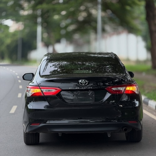 Urgent Sale: Toyota Camry LE (2018)  Foreign Used – Clean & Well Maintained