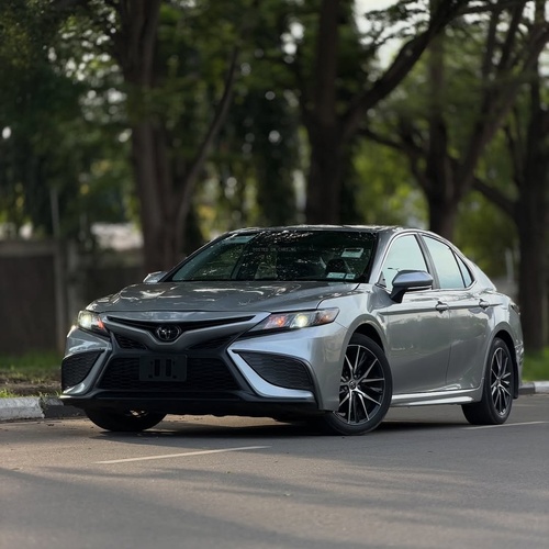 Toyota Camry SE (2022)  Foreign Used – Clean & Ready to Drive
