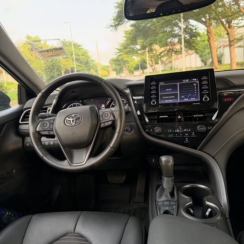 Toyota Camry SE (2022)  Foreign Used – Clean & Ready to Drive