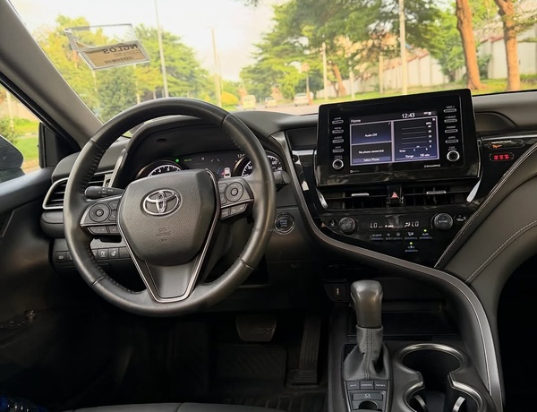 Toyota Camry SE (2022)  Foreign Used – Clean & Ready to Drive