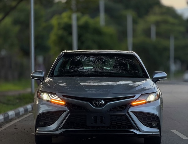 Toyota Camry XSE (2022)  Foreign Used– Clean & Ready to Drive