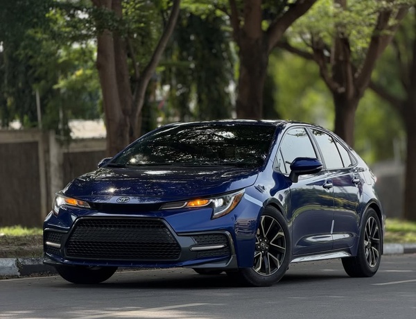Urgent Sale: Toyota Corolla SE 2019– Clean & Ready to Drive