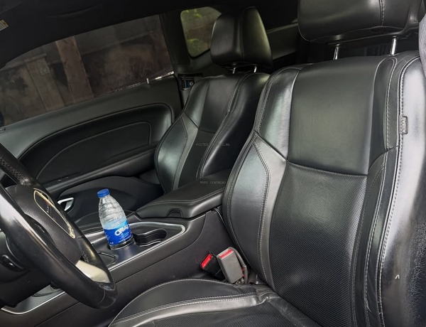 Urgent Sale: Dodge Challenger 2016 – Clean & Ready to Drive