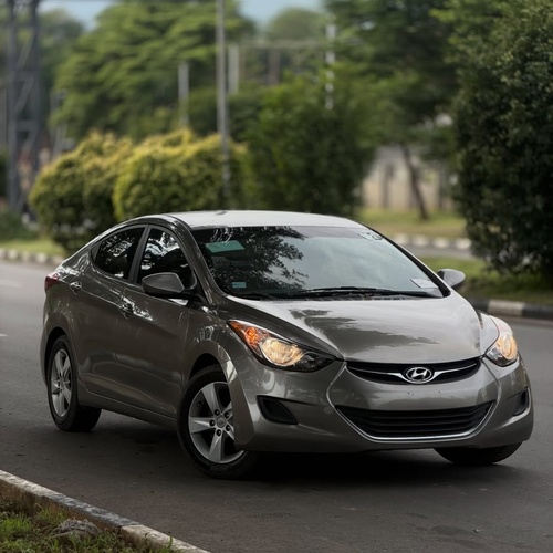 Urgent Sale: Hyundai  Elantra 2013 – Clean & Ready to Drive