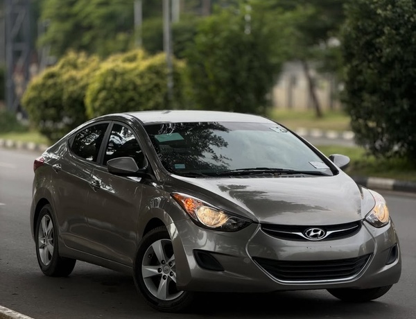 Urgent Sale: Hyundai  Elantra 2013 – Clean & Ready to Drive