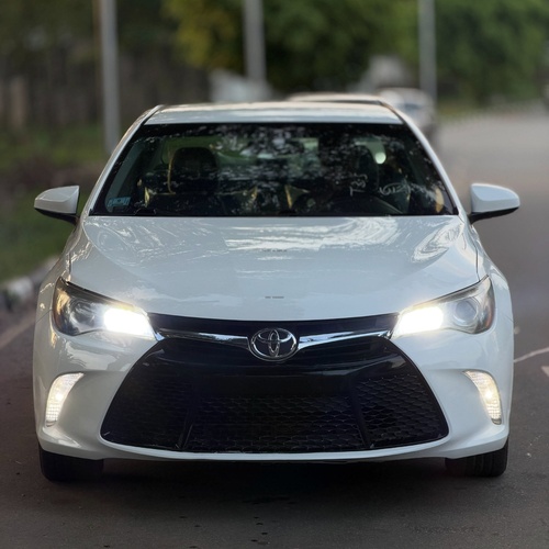 Foreign Used 2015 Toyota Camry SE