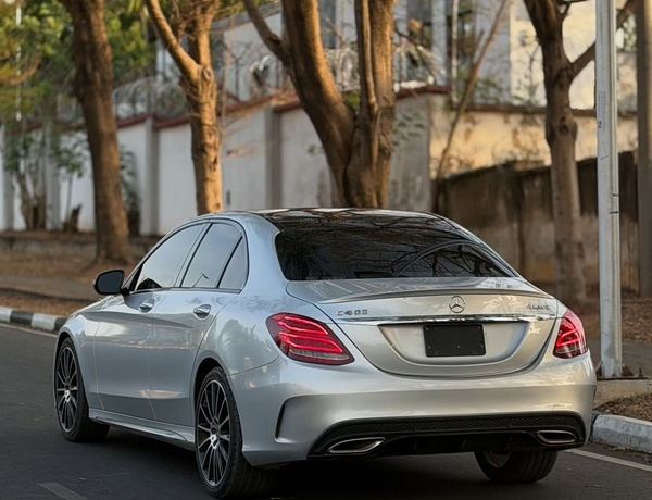 Urgent Sale: Foreign Used Mercedes-Benz C300 (2018) In Abuja