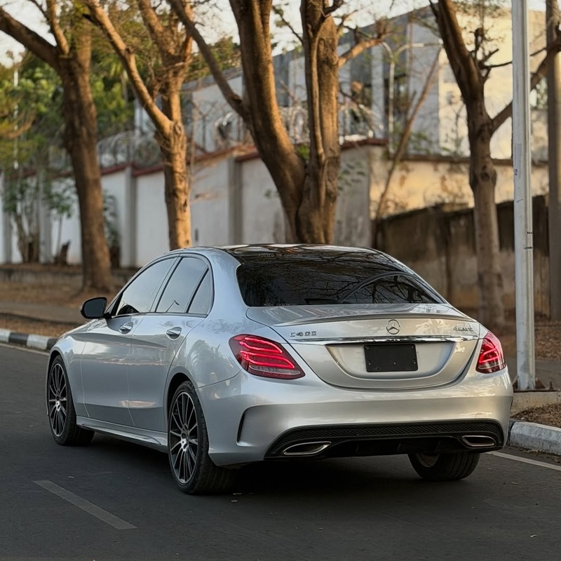 Urgent Sale: Foreign Used Mercedes-Benz C300 (2018) In Abuja image