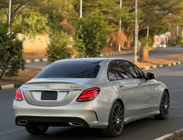 Urgent Sale: Foreign Used Mercedes-Benz C300 (2018) In Abuja