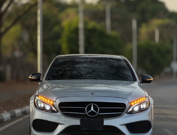 Urgent Sale: Foreign Used Mercedes-Benz C300 (2018) In Abuja