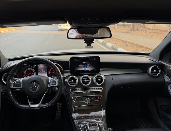 Urgent Sale: Foreign Used Mercedes-Benz C300 (2018) In Abuja