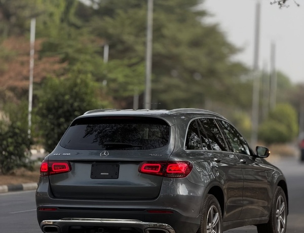 FOREIGN USED MERCEDES-BENZ GLC 300 2021 FOR SALE IN ABUJA