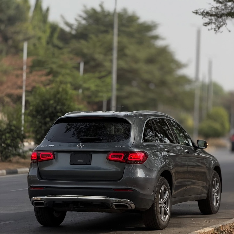 FOREIGN USED MERCEDES-BENZ GLC 300 2021 FOR SALE IN ABUJA image