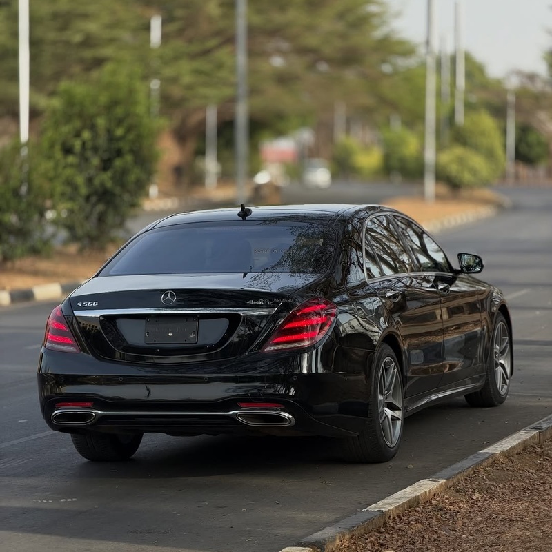 Urgent Sale: Foreign Used Mercedes-Benz S560 2018 in Excellent Condition image