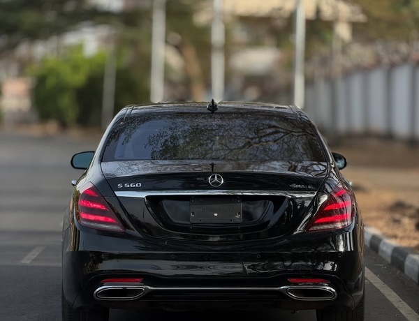 Urgent Sale: Foreign Used Mercedes-Benz S560 2018 in Excellent Condition