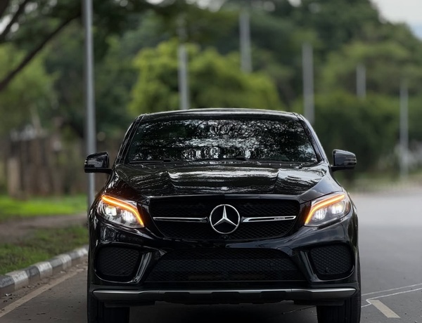 2017 MERCEDES-BENZ GLE43 COUPE – FOREIGN USED | AMG SPORT LUXURY SUV