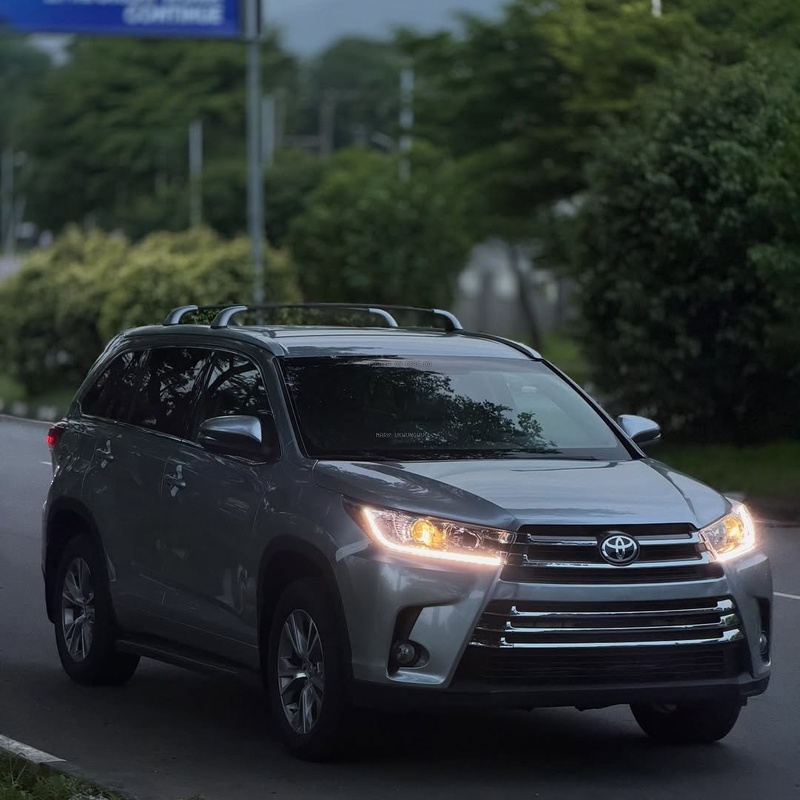 Urgent Sale: Toyota Highlander LE 2015 – Clean & Ready to Drive image