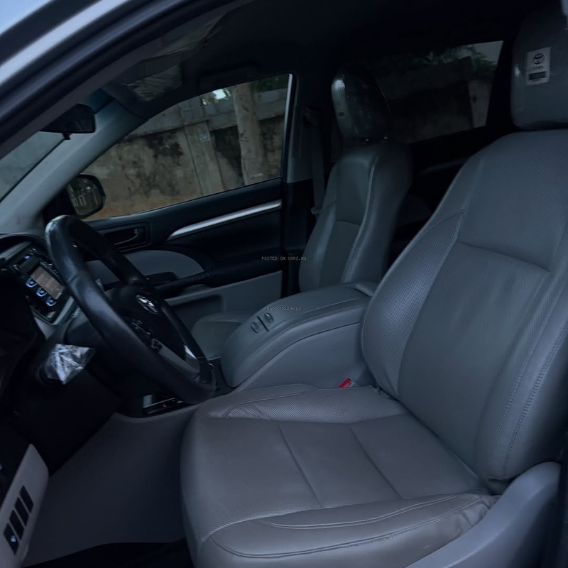 Urgent Sale: Toyota Highlander LE 2015 – Clean & Ready to Drive image