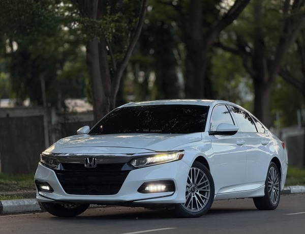 Urgent Sale: Honda Accord 2019– Buy & Drive No Issues