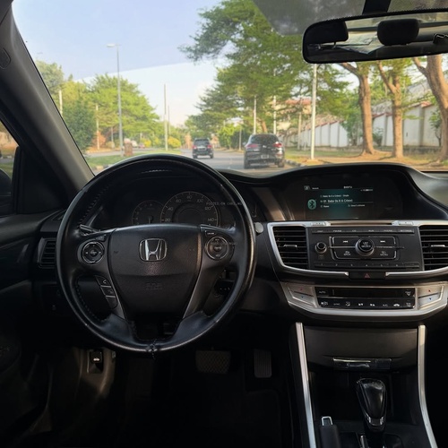 URGENT SALE: 2014 HONDA ACCORD SPORTFOR SALE IN ABUJA – VERY SHARP UNIT