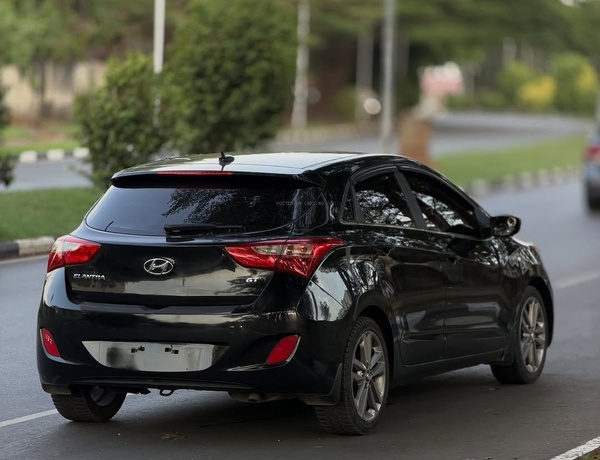 2016 HYUNDAI ELANTRA GT – FOREIGN USED | SPORTY & FUEL EFFICIENT HATCHBACK