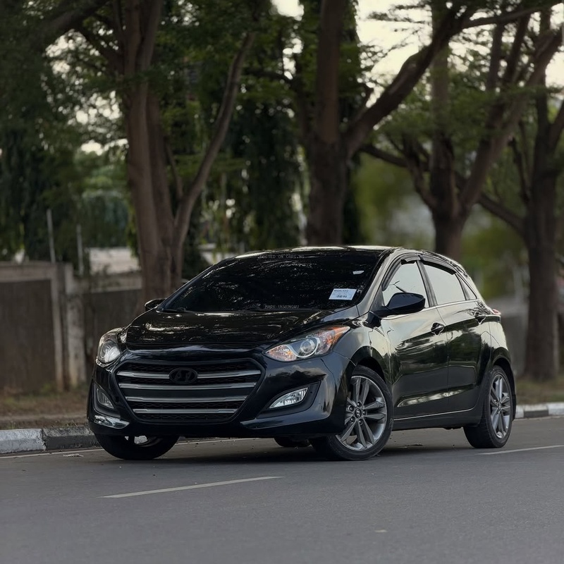 2016 HYUNDAI ELANTRA GT – FOREIGN USED | SPORTY & FUEL EFFICIENT HATCHBACK image