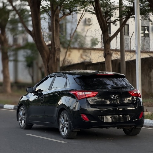 2016 HYUNDAI ELANTRA GT – FOREIGN USED | SPORTY & FUEL EFFICIENT HATCHBACK