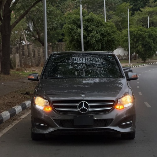 2017 MERCEDES-BENZ B250 – FOREIGN USED | COMPACT LUXURY CAR